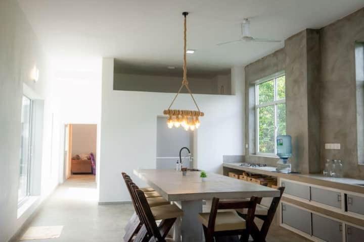 Villa 38 Padukka Esterno foto